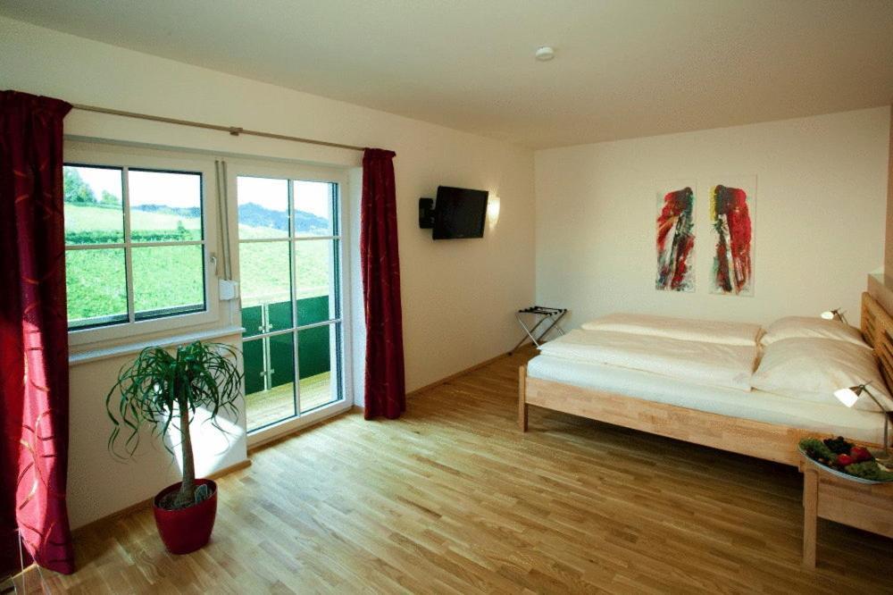 Weingut Winzerzimmer Toso 3*