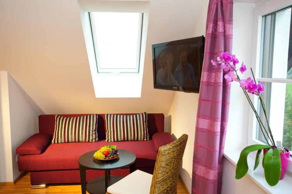 Weingut Winzerzimmer Toso Gasthof 3*